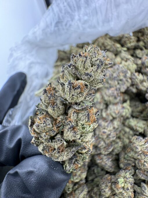 Rainbow Road strain