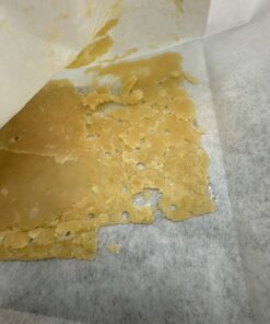 Buy Luminate Premium Shatter – High-quality THC concentrate with glass-like texture for dabbing or vaping