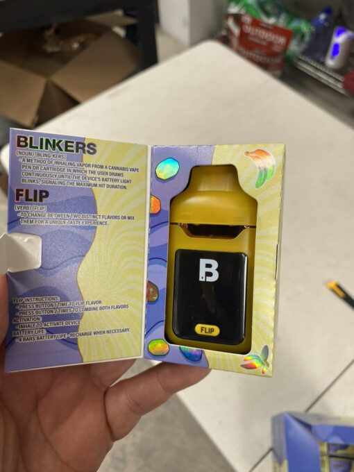 BLINKERS 2G FLIP, BLINKERS FLIP, blinkers 2g disposable​, blinkers disposable 2 gram​, blinkers disposable​, blinkers 2g disposable review​, blinkers 2 gram disposable, blinkers dispo